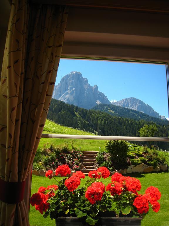 Apartments Antines Selva di Val Gardena Exterior photo